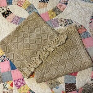 Cynthia Rowley Placemats (2) Tan Gold